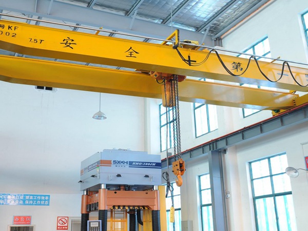 四川宜宾双梁行车行吊厂家 做行业的风向标